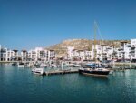 Puerto deportivo y moto acuática de Agadir